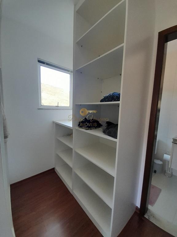 Casa de Condomínio à venda com 4 quartos, 350m² - Foto 23