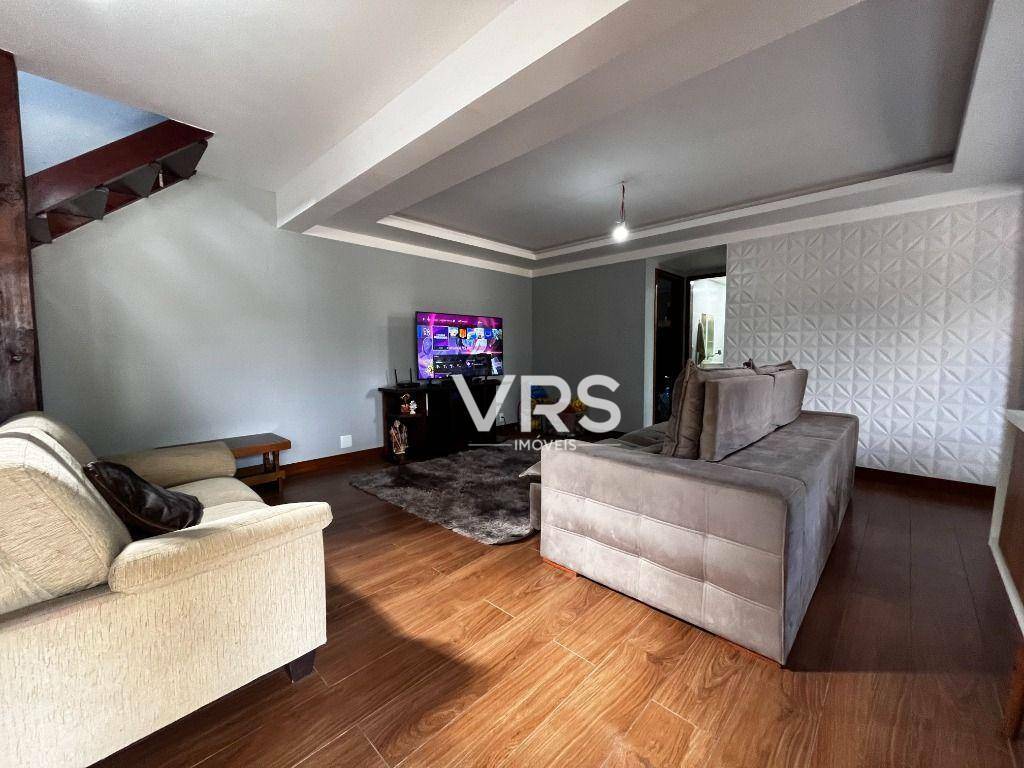 Casa à venda com 3 quartos, 154m² - Foto 3