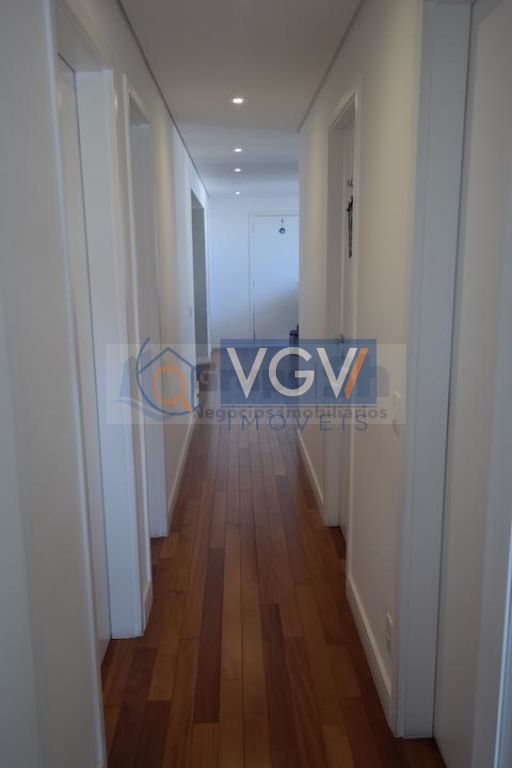 Apartamento à venda com 3 quartos, 136m² - Foto 15