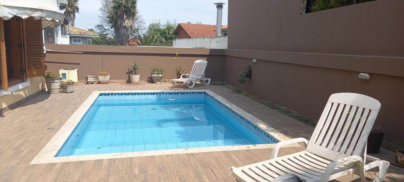 Casa de Condomínio à venda com 4 quartos, 350m² - Foto 2