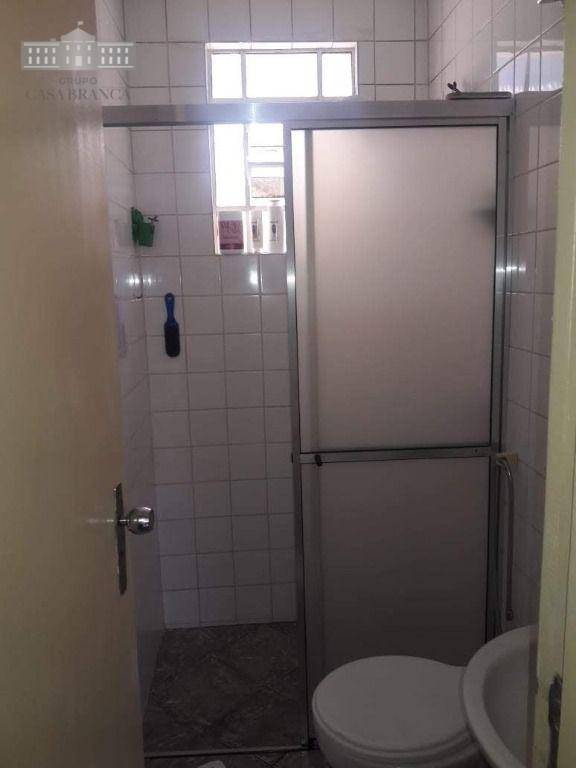 Casa à venda com 5 quartos, 130m² - Foto 2