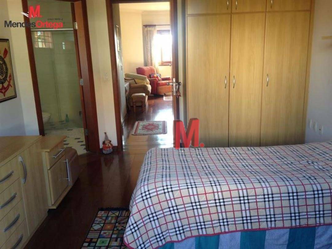 Casa à venda com 3 quartos, 450m² - Foto 13