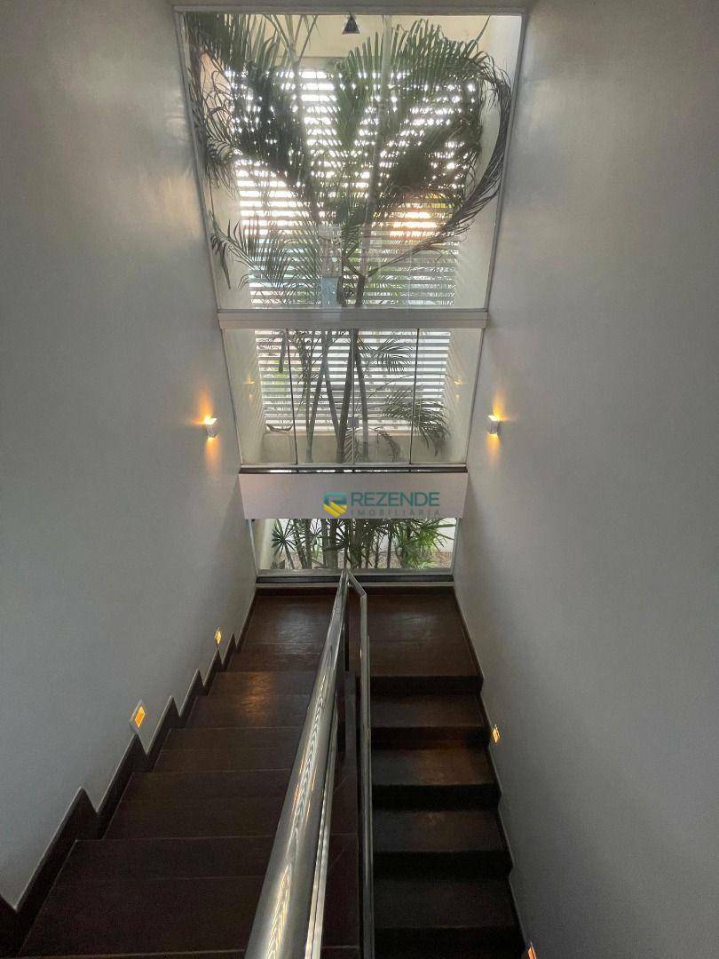 Sobrado à venda com 3 quartos, 305m² - Foto 7