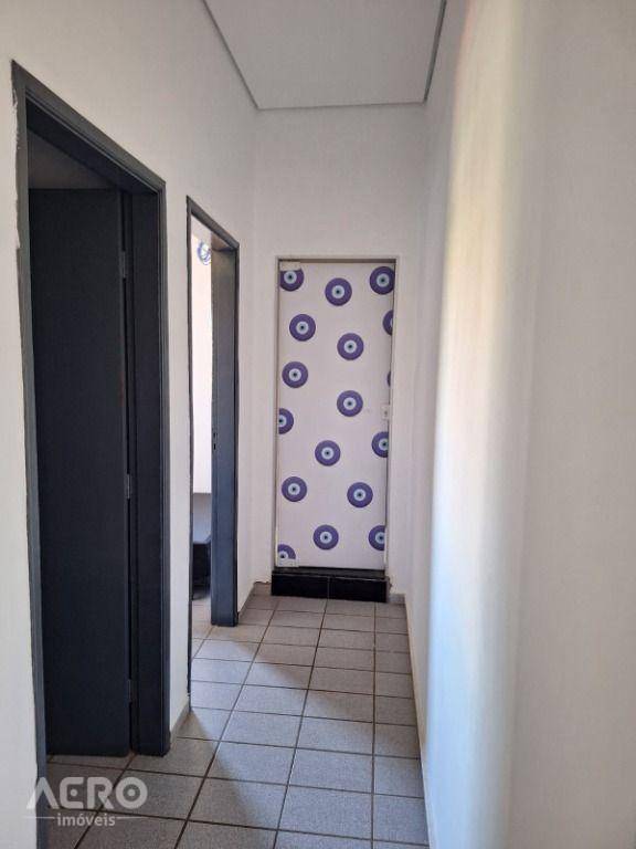 Apartamento à venda com 2 quartos, 72m² - Foto 33