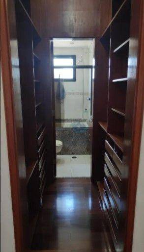 Apartamento à venda com 3 quartos, 101m² - Foto 2