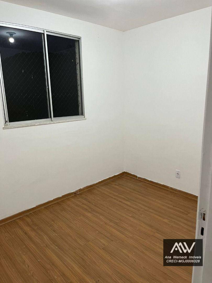 Apartamento à venda com 2 quartos, 45m² - Foto 11