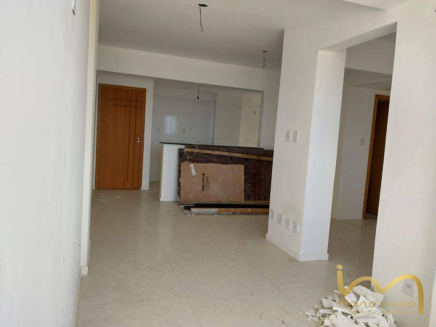 Apartamento à venda com 2 quartos, 76m² - Foto 9