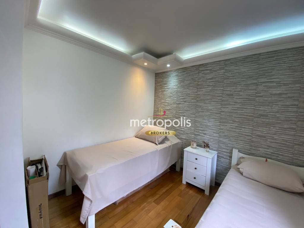 Casa à venda com 3 quartos, 250m² - Foto 19