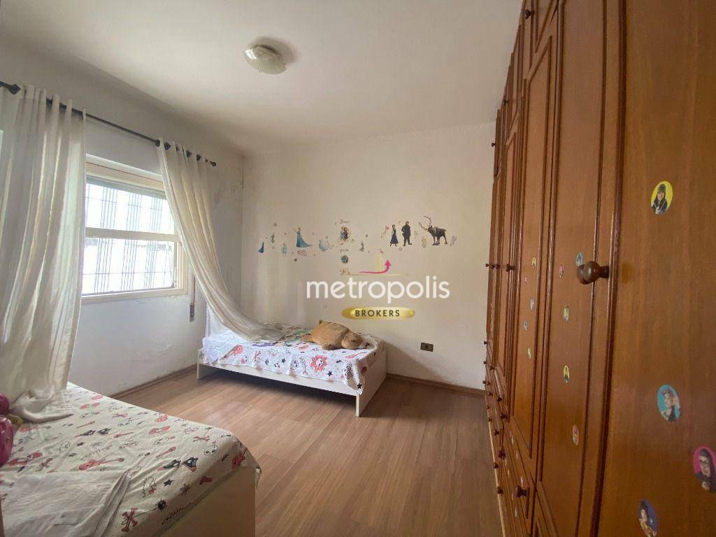 Casa para alugar com 3 quartos, 250m² - Foto 18