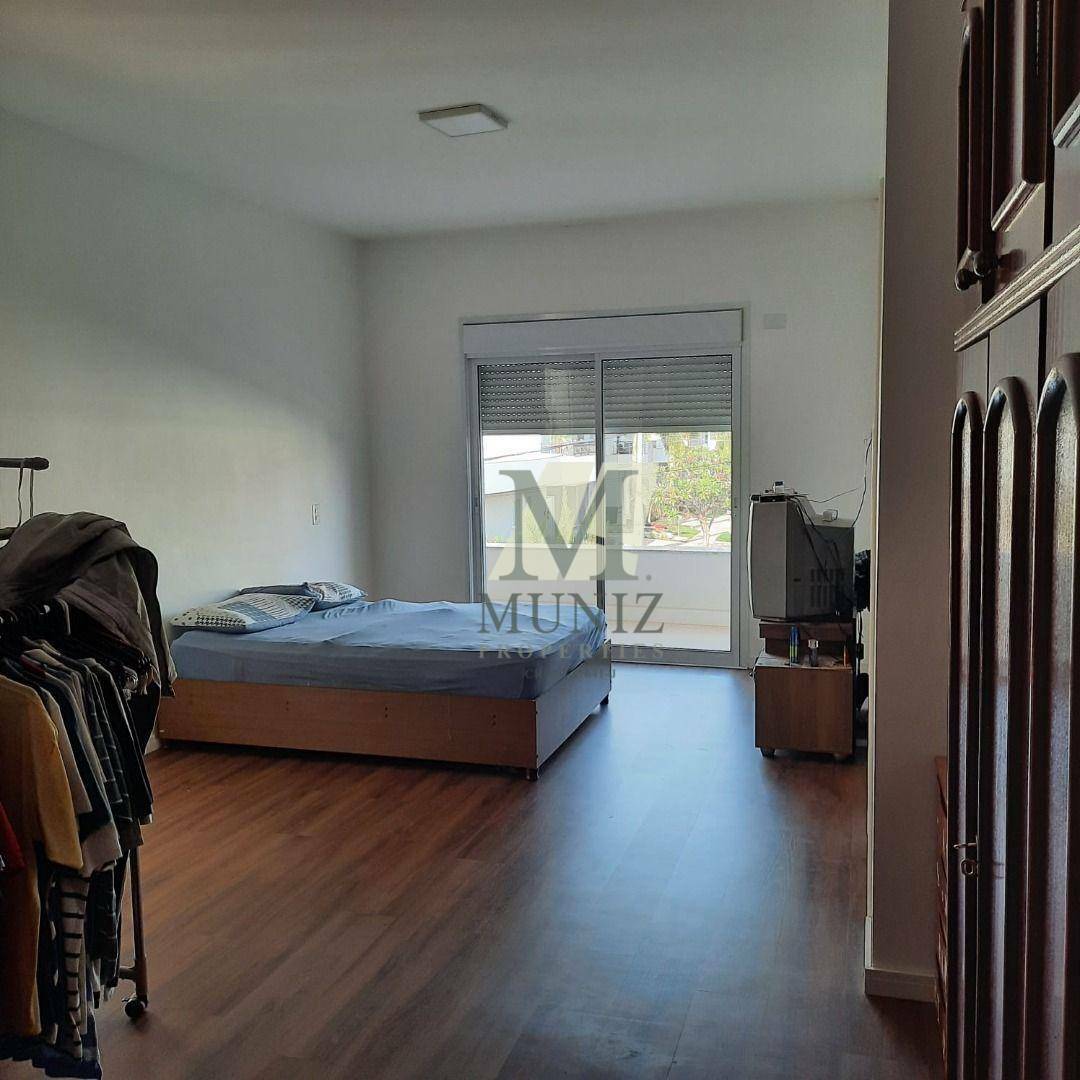 Casa de Condomínio à venda com 3 quartos, 337m² - Foto 12