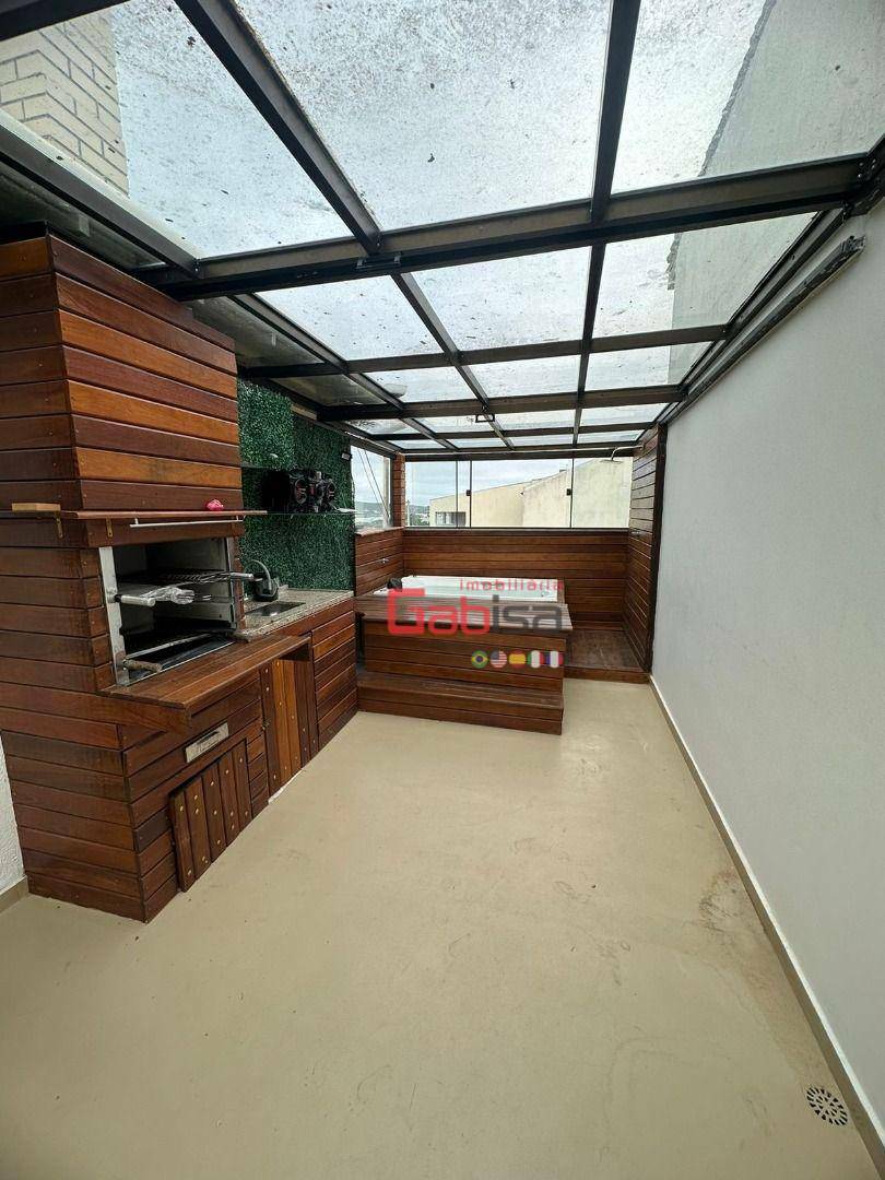 Casa para alugar com 3 quartos, 100m² - Foto 1