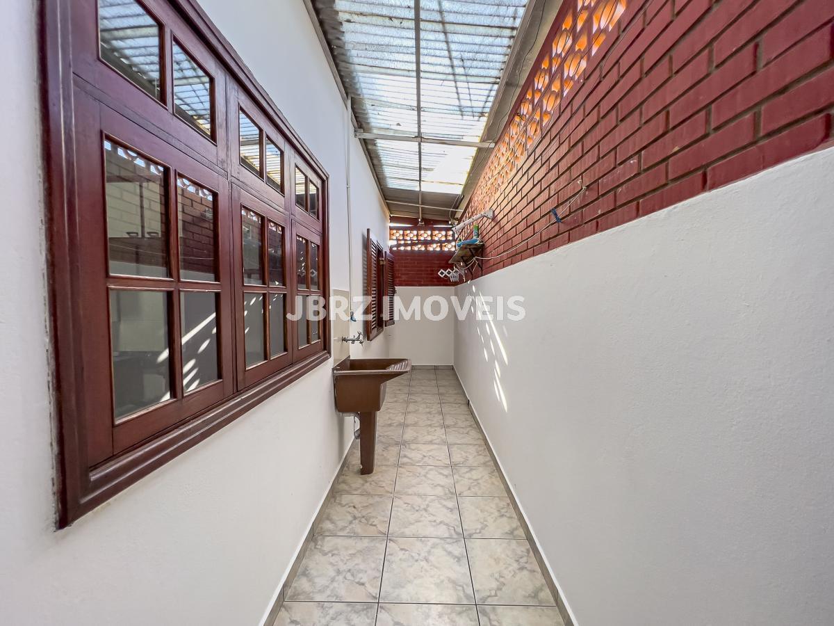 Casa à venda com 3 quartos, 379m² - Foto 48