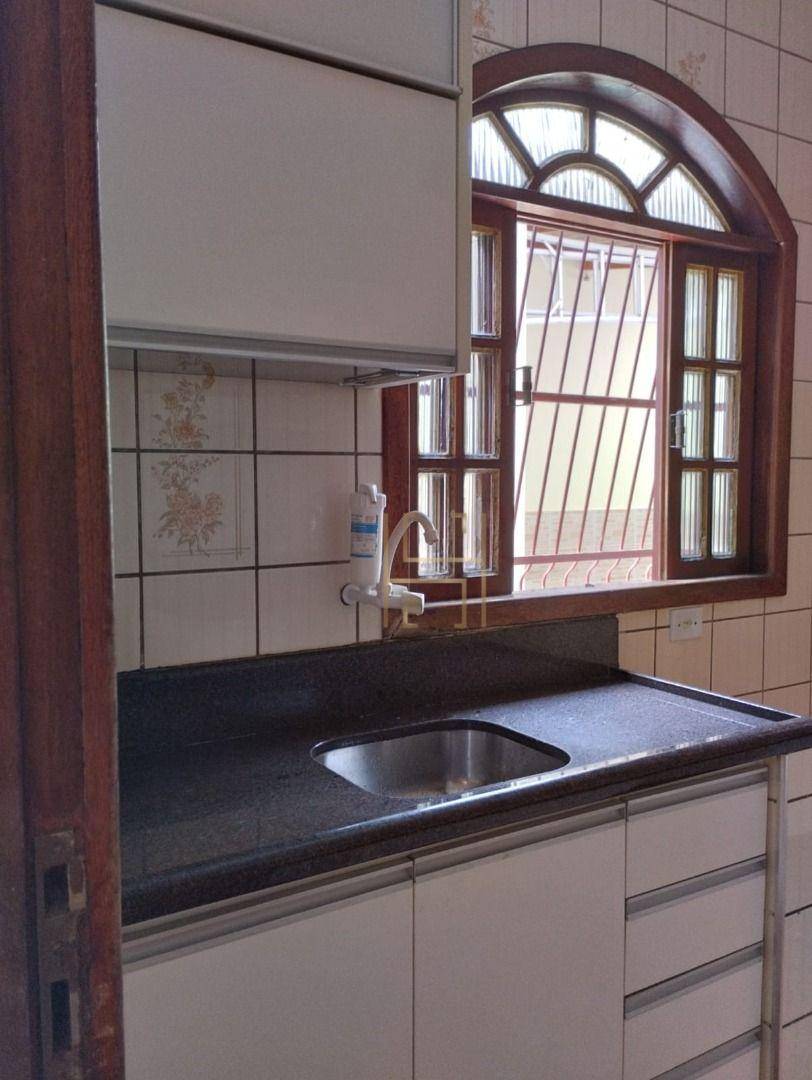 Casa, 3 quartos, 150 m² - Foto 2