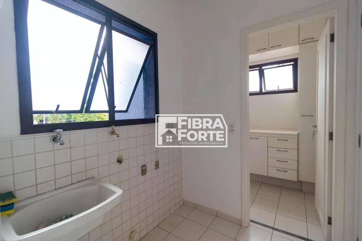 Apartamento à venda com 3 quartos, 145m² - Foto 42