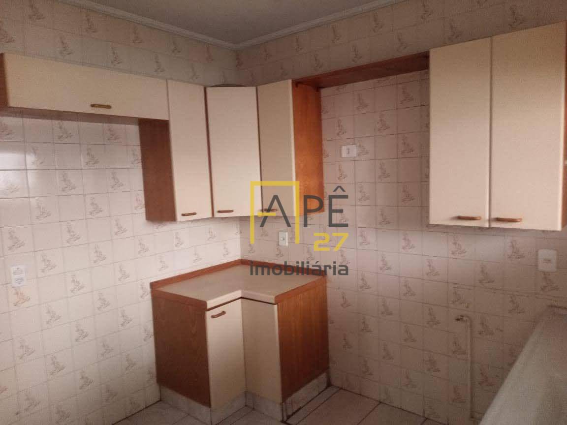 Apartamento à venda com 2 quartos, 70m² - Foto 19