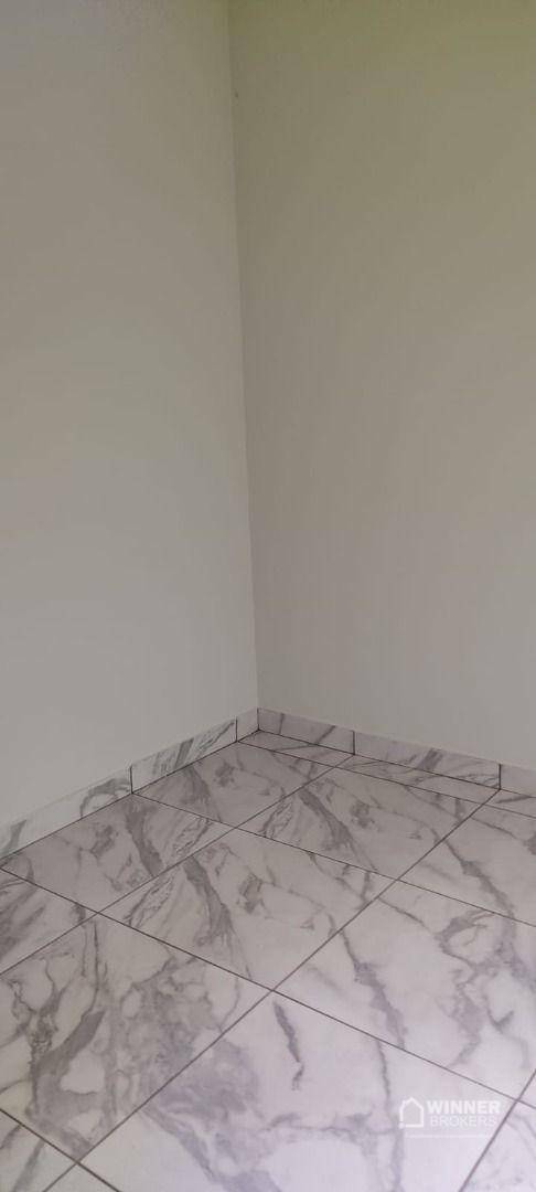 Casa à venda com 3 quartos, 75m² - Foto 9