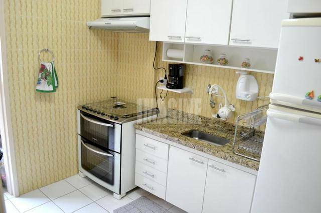 Apartamento à venda com 2 quartos, 67m² - Foto 10