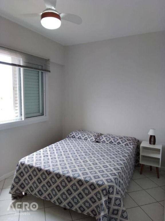 Apartamento para alugar com 1 quarto, 40m² - Foto 7