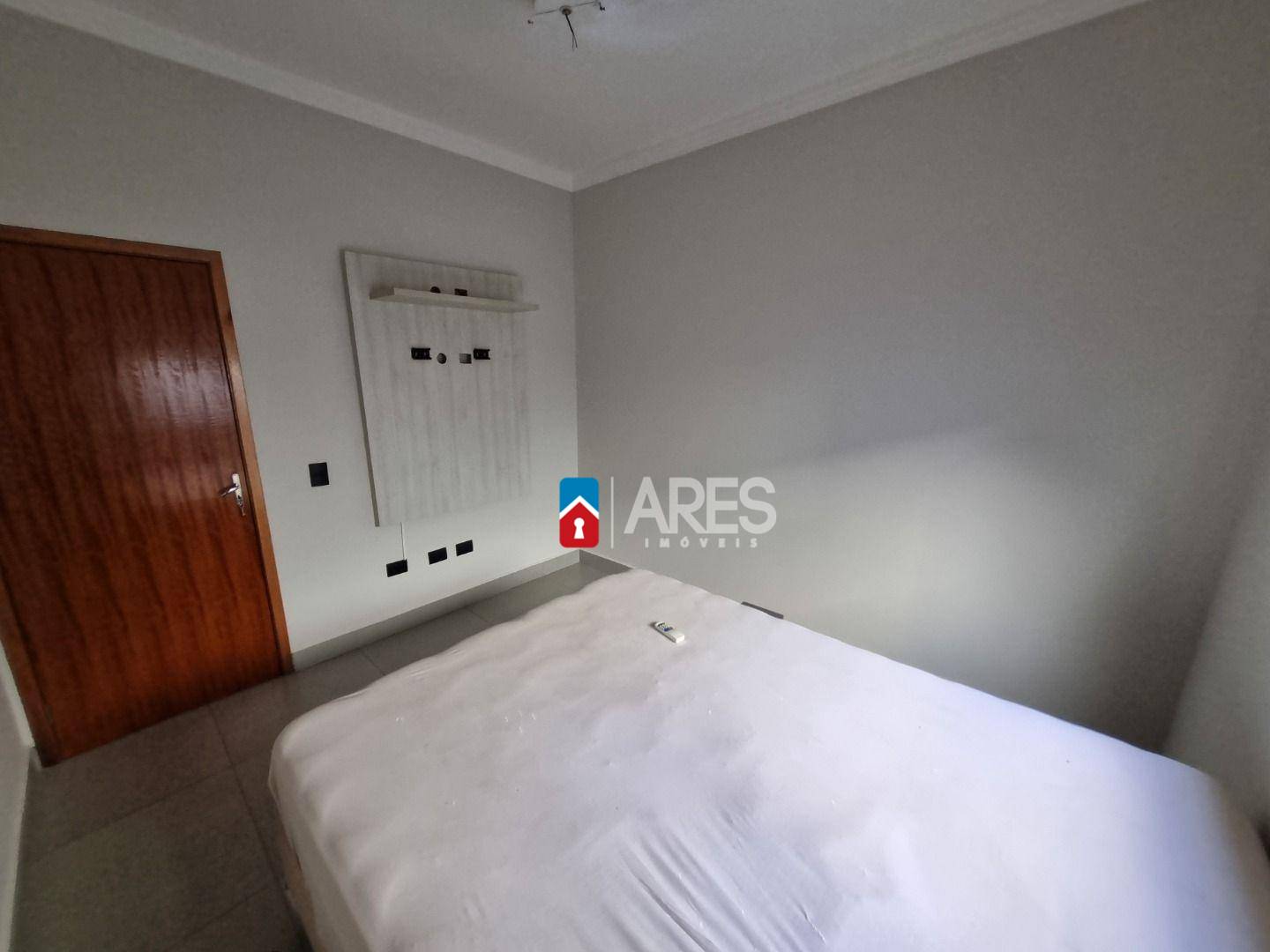 Casa à venda com 2 quartos, 83m² - Foto 16