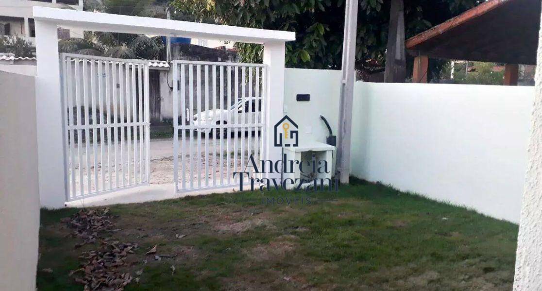 Casa à venda com 2 quartos, 68m² - Foto 13