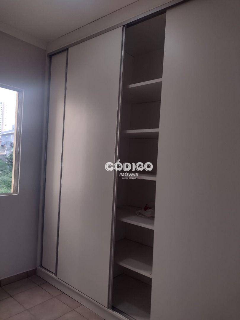 Apartamento para alugar com 3 quartos, 64m² - Foto 20