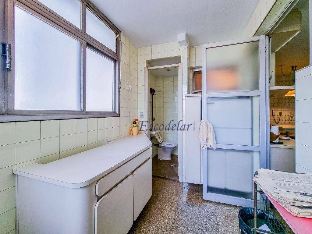 Apartamento à venda com 3 quartos, 120m² - Foto 22