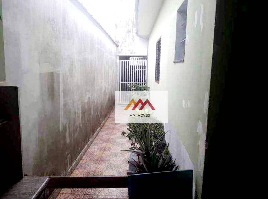 Casa à venda com 3 quartos, 200m² - Foto 5