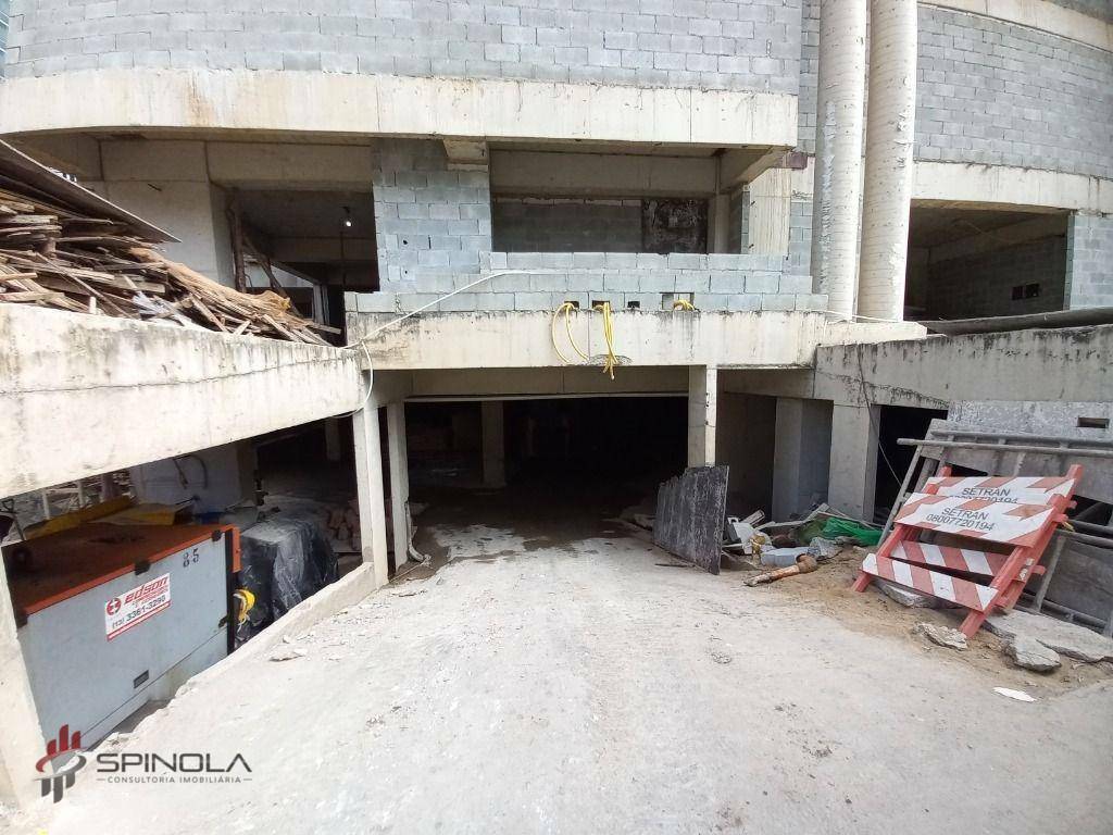 Apartamento à venda com 4 quartos, 182m² - Foto 11