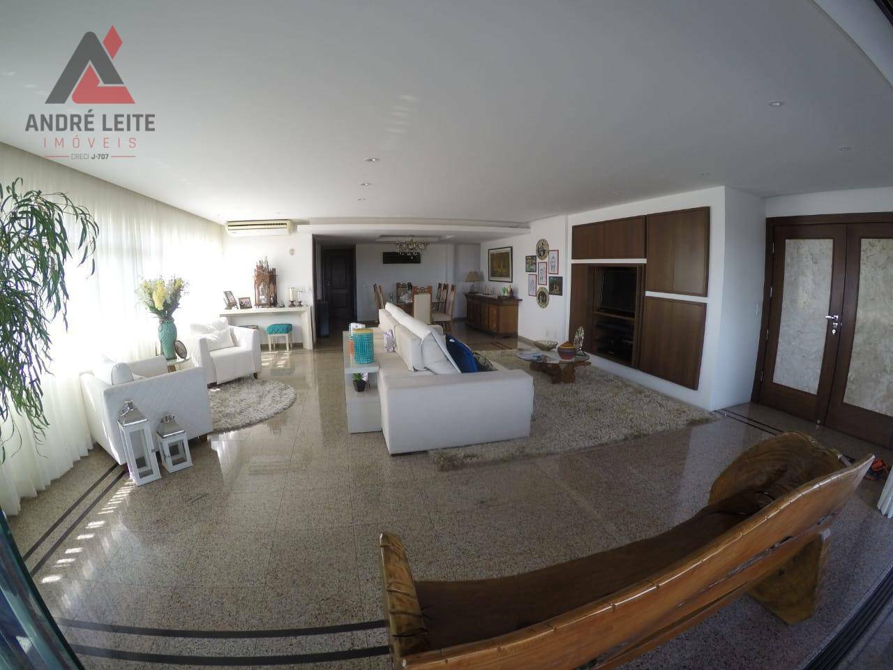 Apartamento à venda com 3 quartos, 314m² - Foto 1