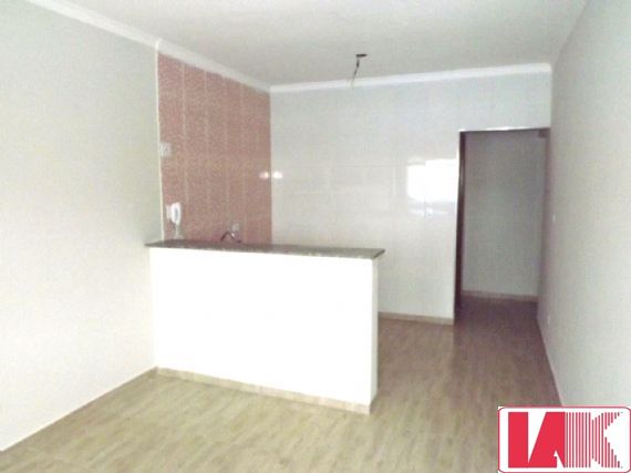 Casa à venda com 2 quartos, 99m² - Foto 3