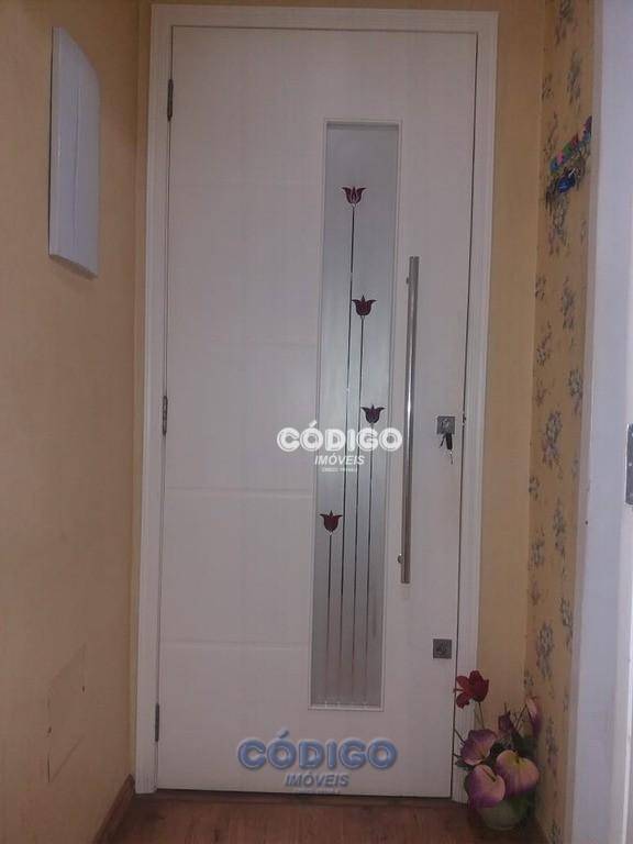 Apartamento à venda com 3 quartos, 62m² - Foto 11