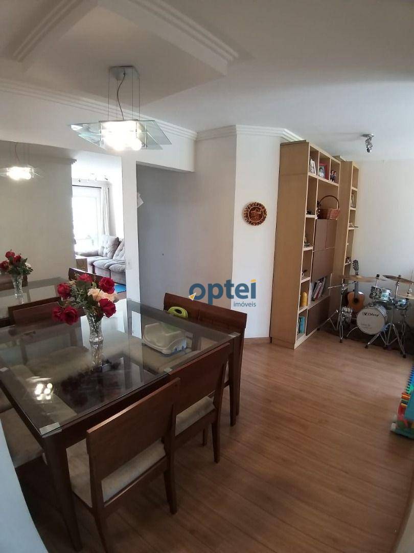 Apartamento à venda com 3 quartos, 70m² - Foto 2