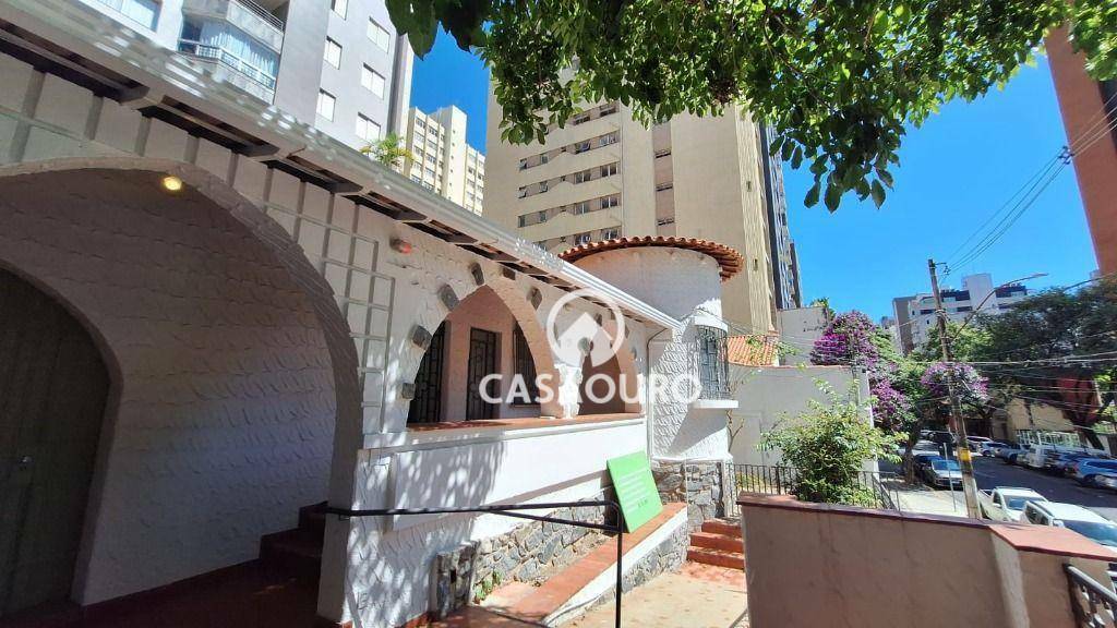 Casa à venda com 2 quartos, 165m² - Foto 2