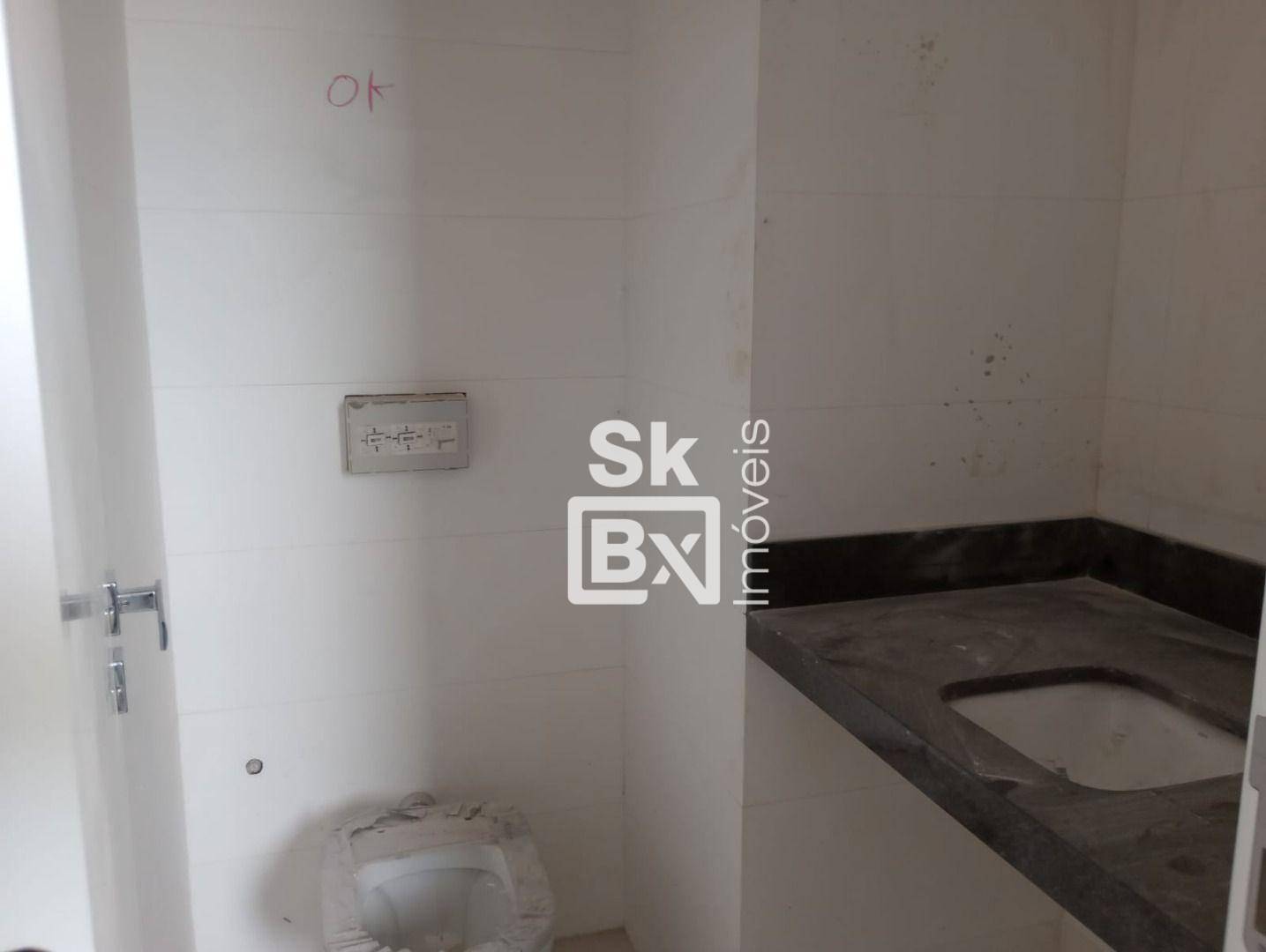 Apartamento à venda com 3 quartos, 186m² - Foto 22