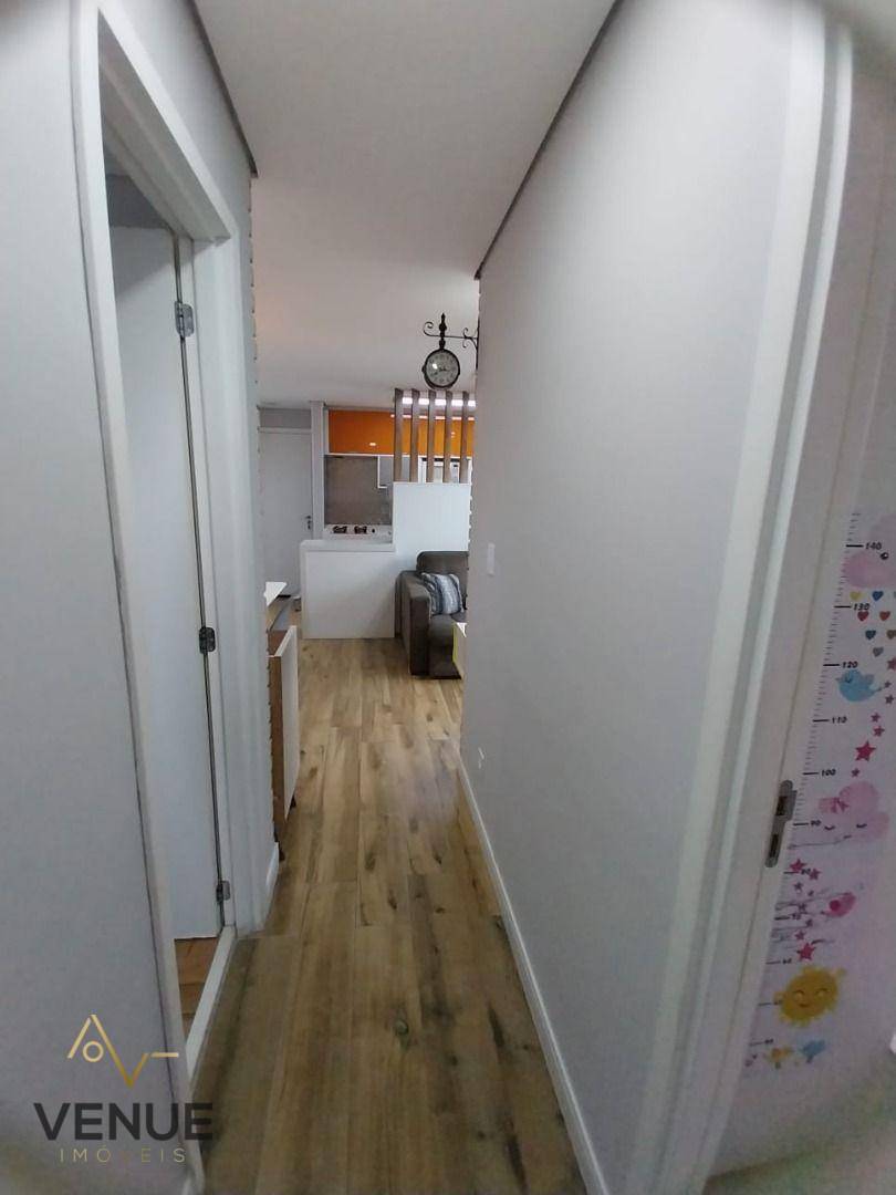 Apartamento à venda com 2 quartos, 45m² - Foto 8