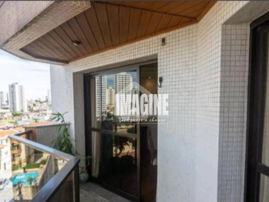 Apartamento à venda com 3 quartos, 210m² - Foto 9