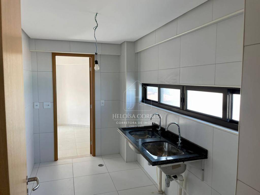 Apartamento à venda com 4 quartos, 279m² - Foto 9