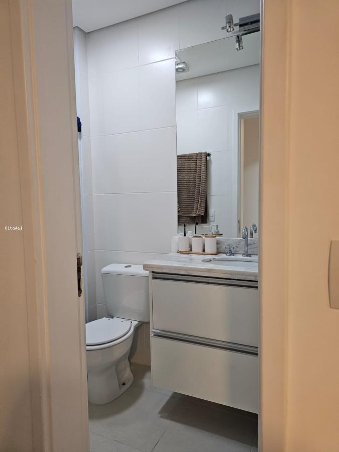 Apartamento à venda com 2 quartos, 95m² - Foto 32