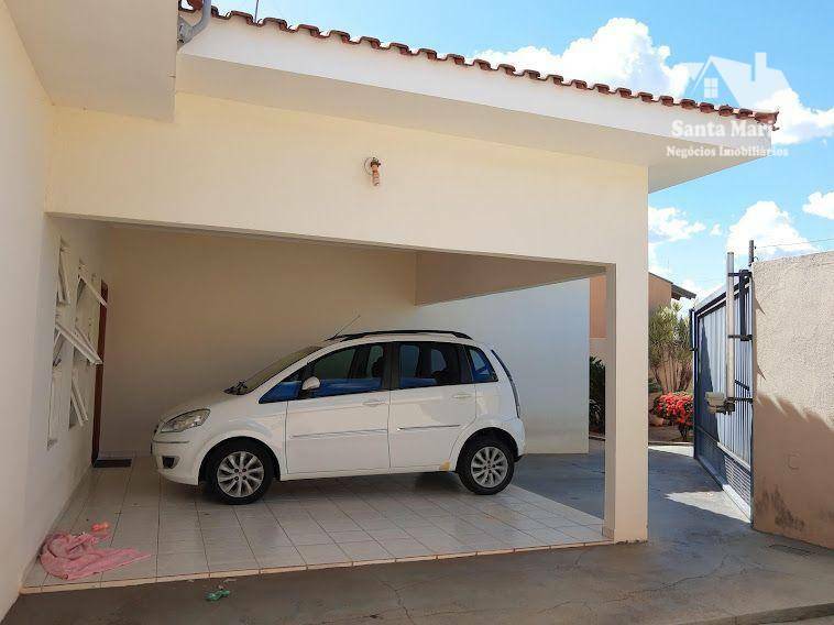 Casa à venda com 3 quartos, 200m² - Foto 5