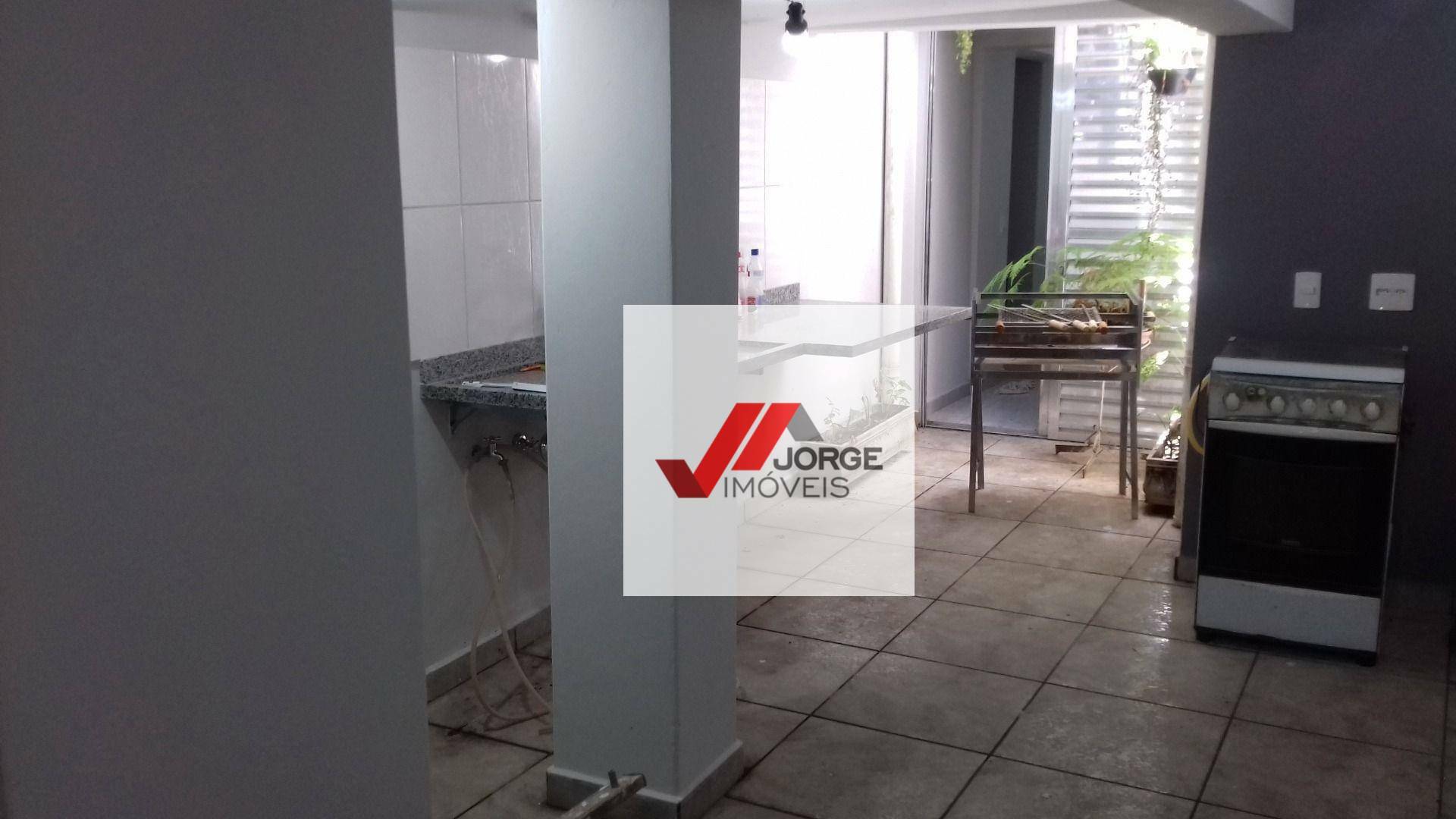 Casa à venda com 3 quartos, 240m² - Foto 17