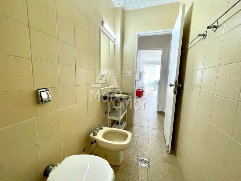 Apartamento à venda com 3 quartos, 158m² - Foto 11