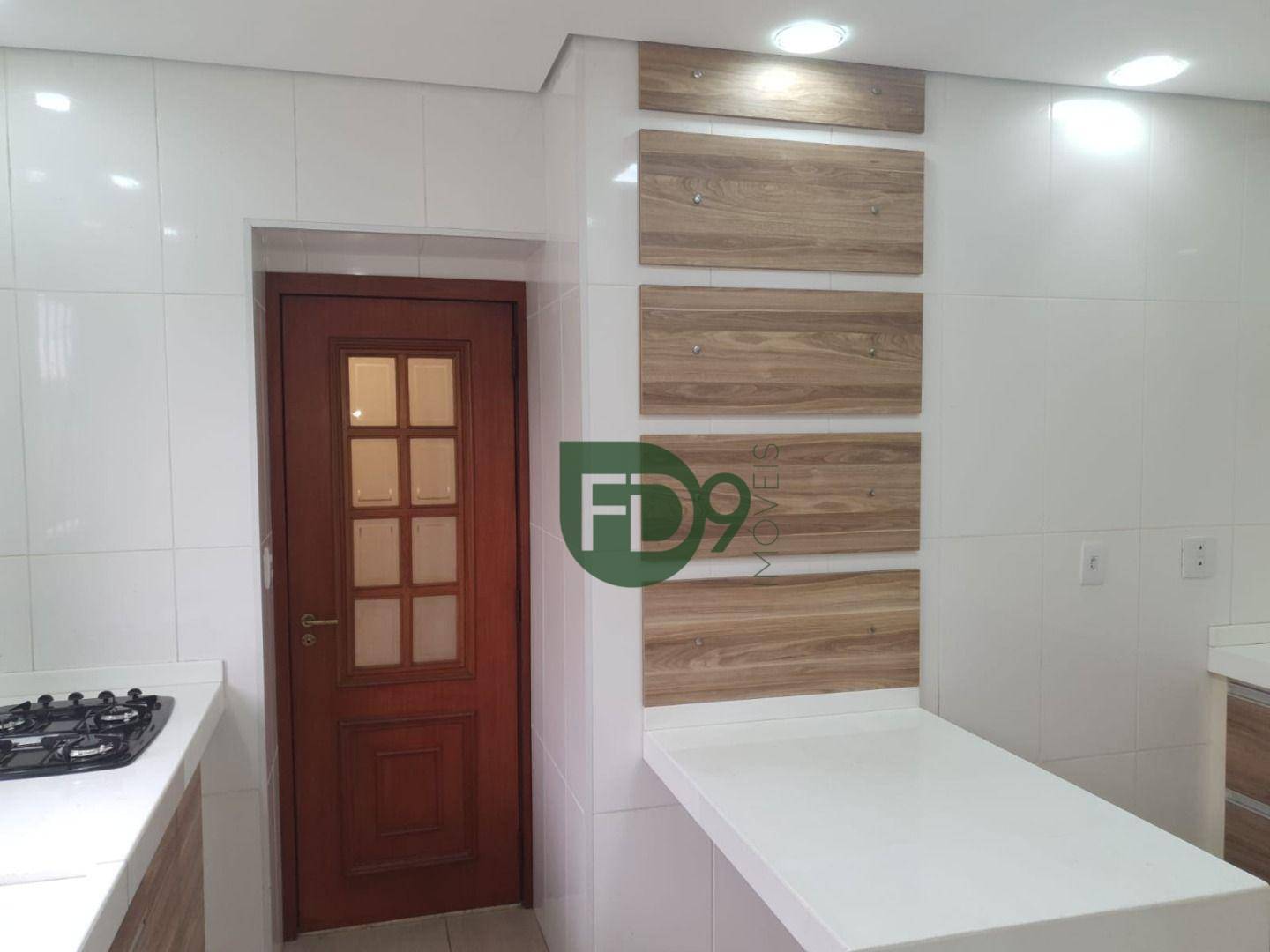 Apartamento à venda com 4 quartos, 150m² - Foto 4