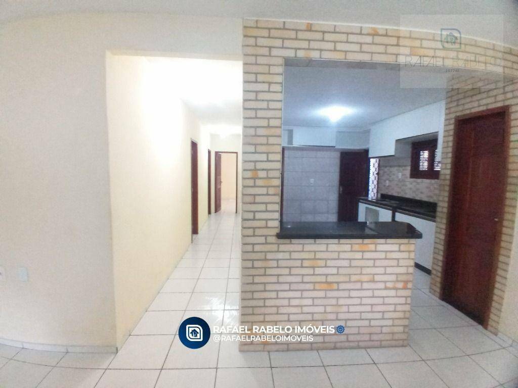 Casa à venda com 3 quartos, 300m² - Foto 3