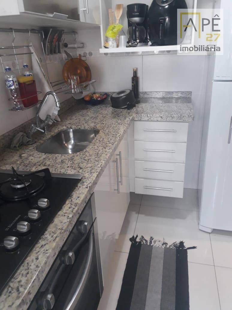 Apartamento à venda com 3 quartos, 63m² - Foto 1