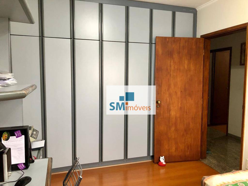 Apartamento à venda com 3 quartos, 150m² - Foto 11