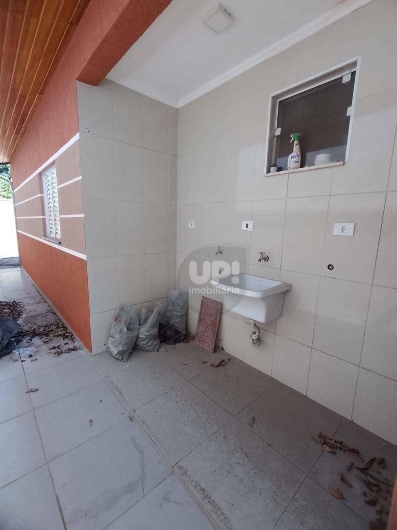 Casa à venda com 2 quartos, 60m² - Foto 15