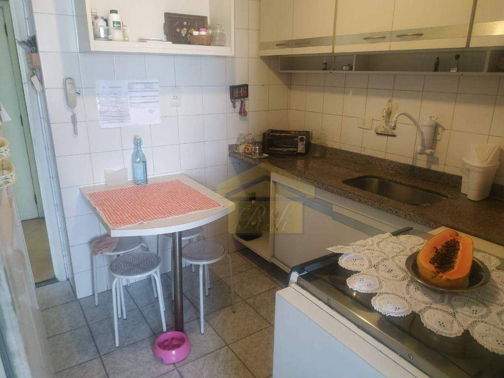 Apartamento à venda com 3 quartos, 75m² - Foto 4