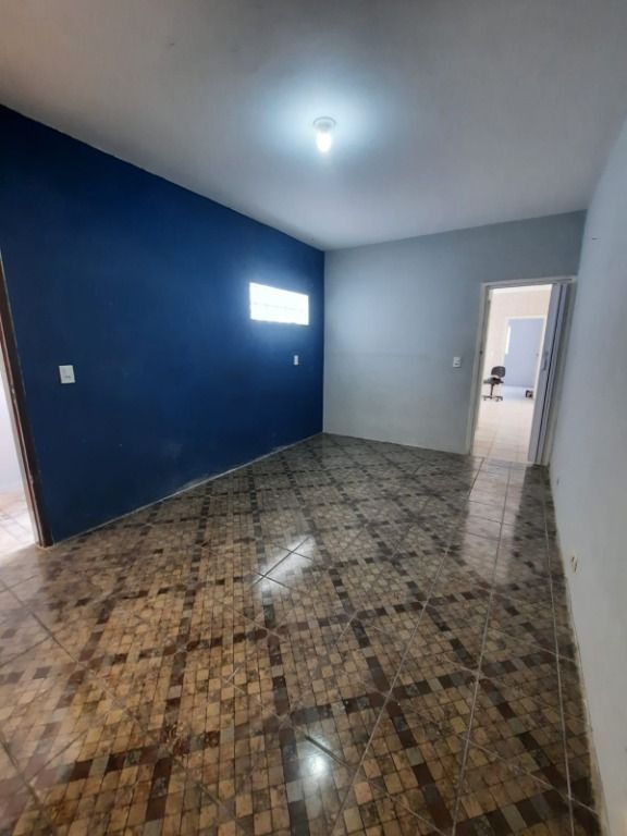 Casa à venda com 1 quarto, 100m² - Foto 10