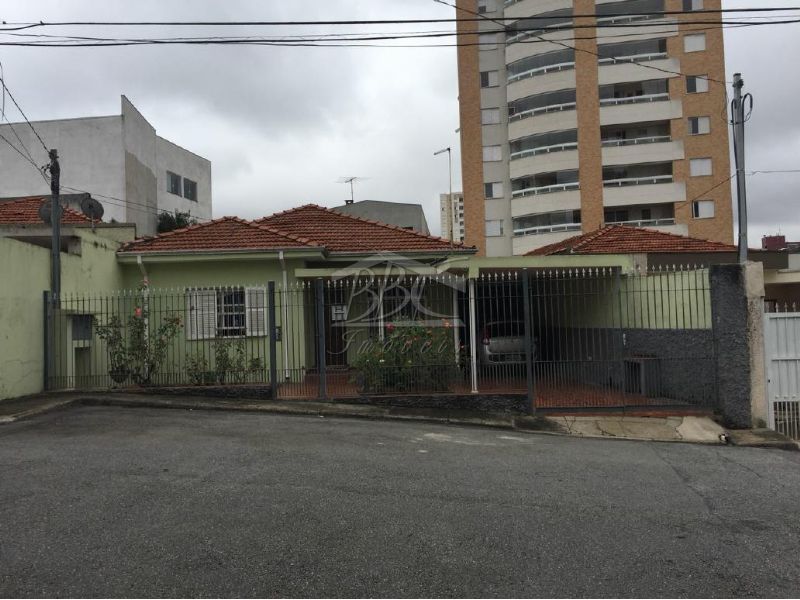 Casa à venda com 2 quartos, 379m² - Foto 2