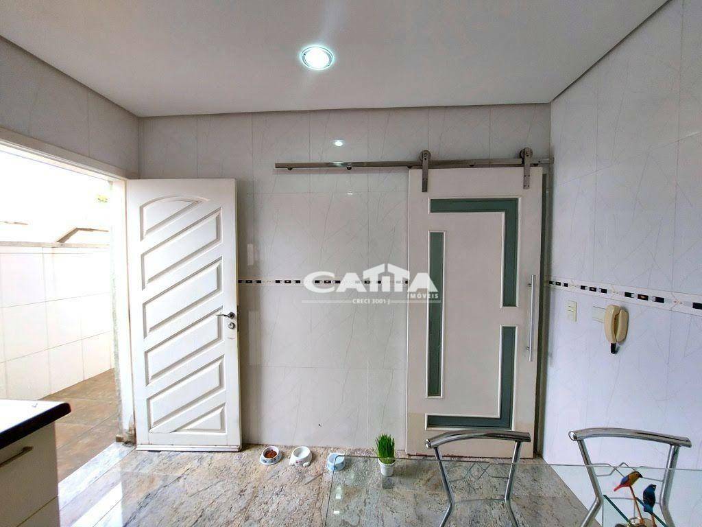 Sobrado para alugar com 2 quartos, 118m² - Foto 25